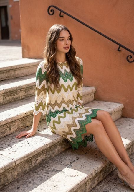 ANA ALCAZAR Robe midi 041906-3833 en vert - large