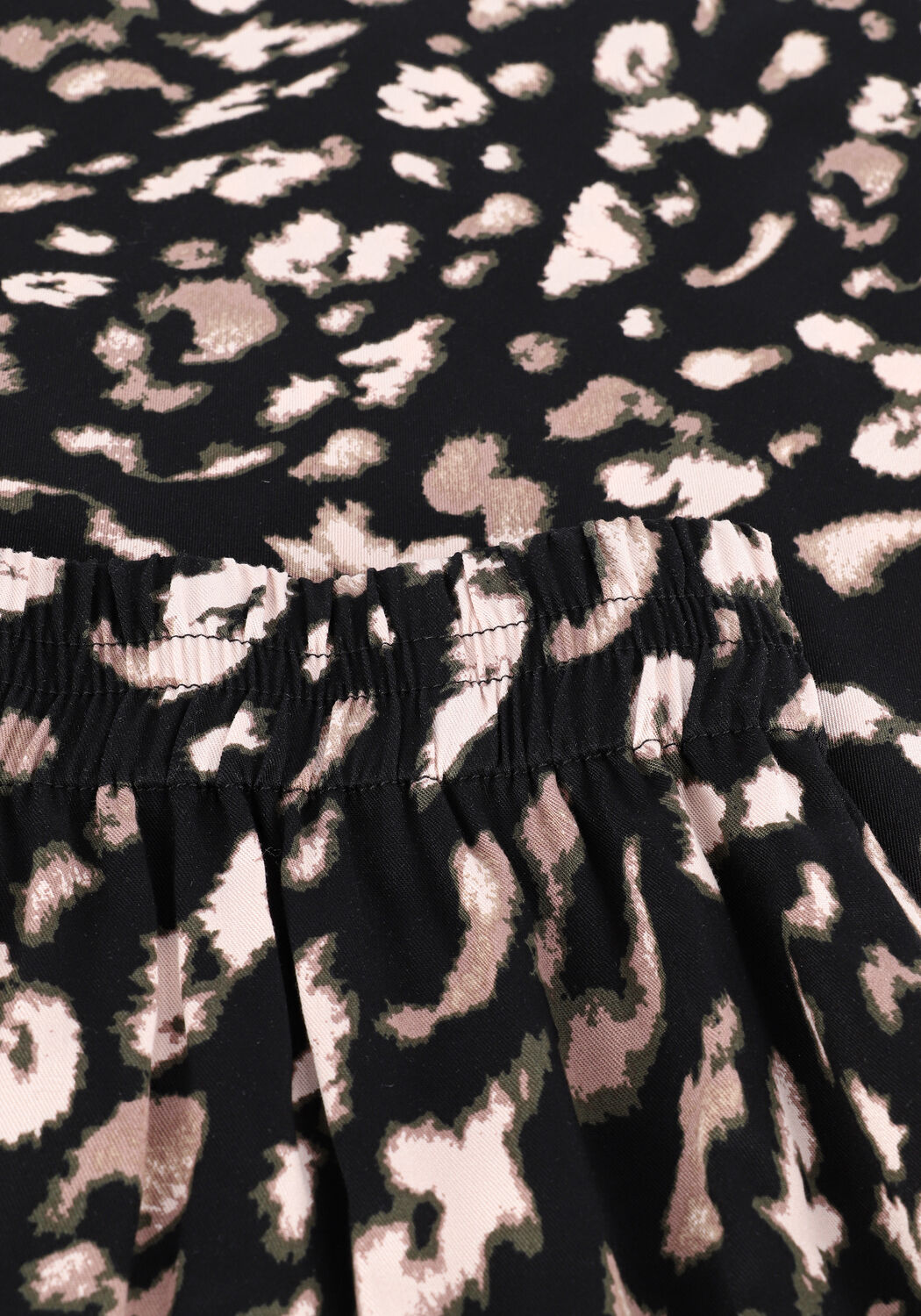 ANOTHER LABEL Jupe maxi DEMI LONG SKIRT en noir - large