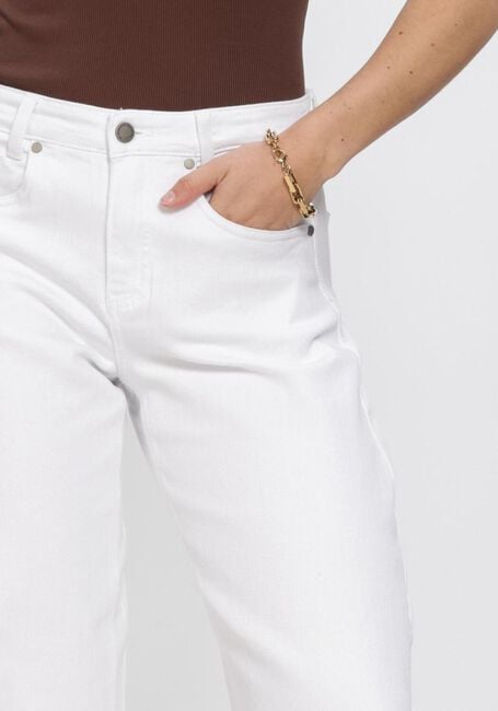 MY ESSENTIAL WARDROBE MWHOTTIE 157 HIGH BARREL Pantalons en blanc - large