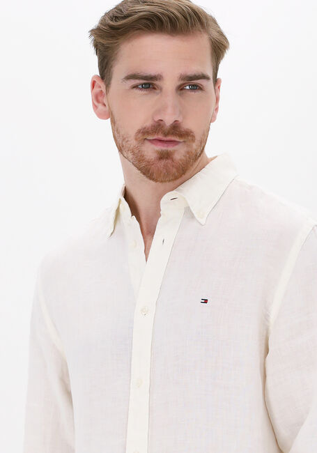 TOMMY HILFIGER Chemise décontracté PIGMENT DYED LINEN RF SHIRT en blanc - large