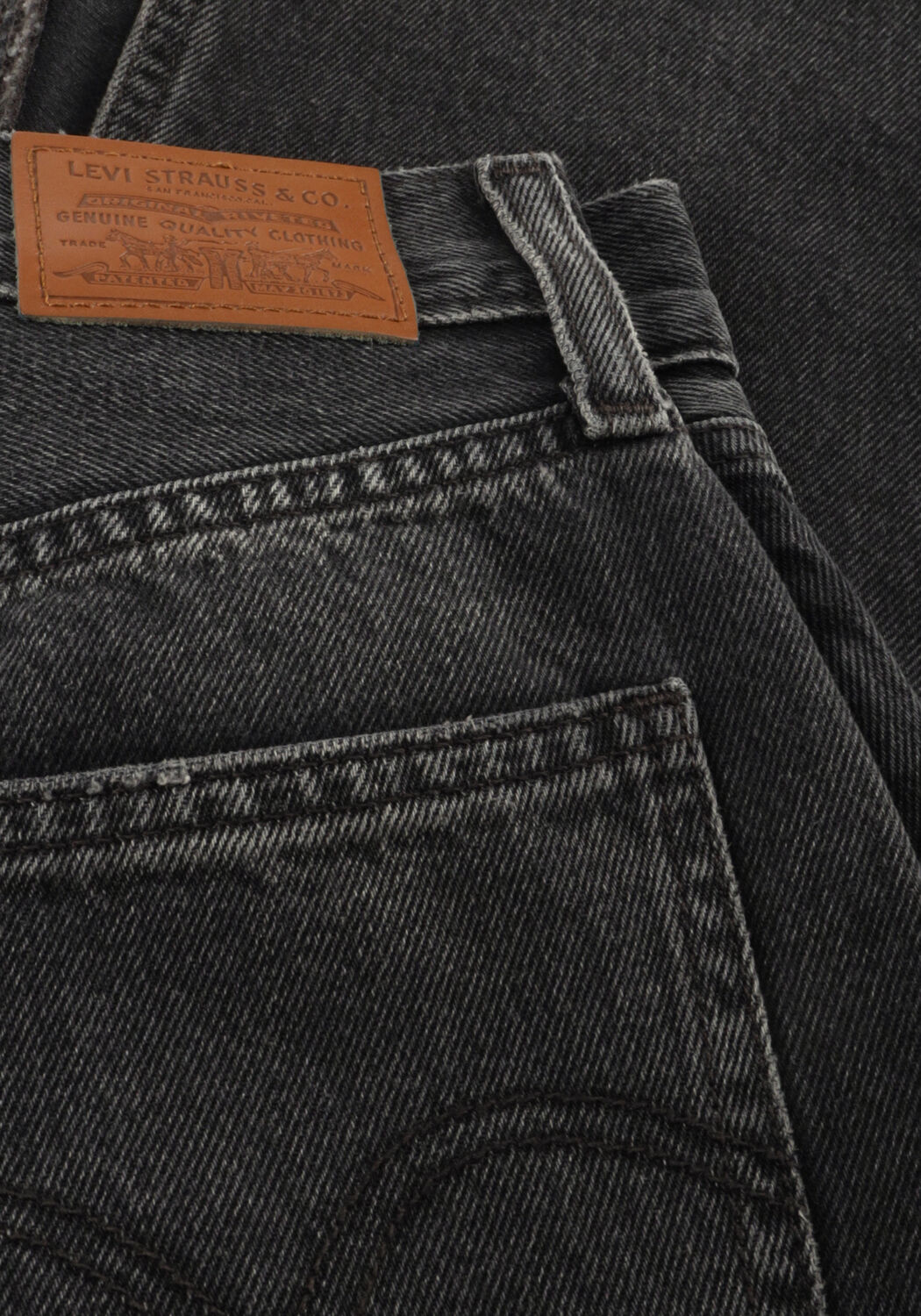 LEVI'S Jupe midi HR BACK SLIT SKIRT WANDERING SPIRIT CLE Gris fonc&eacute; - large