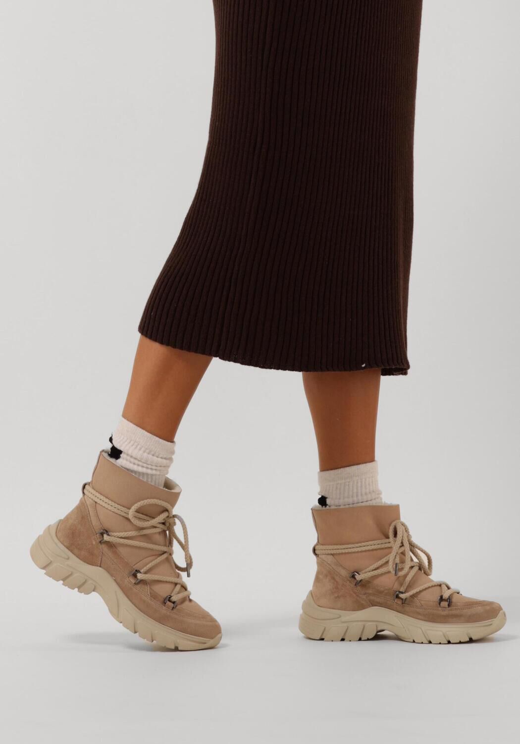 VIA VAI Baskets montantes SUE SNEAKER en beige - large