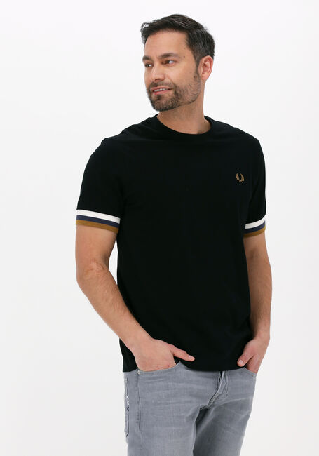 FRED PERRY STRIPED CUFF PIQUE T-SHIRT - large
