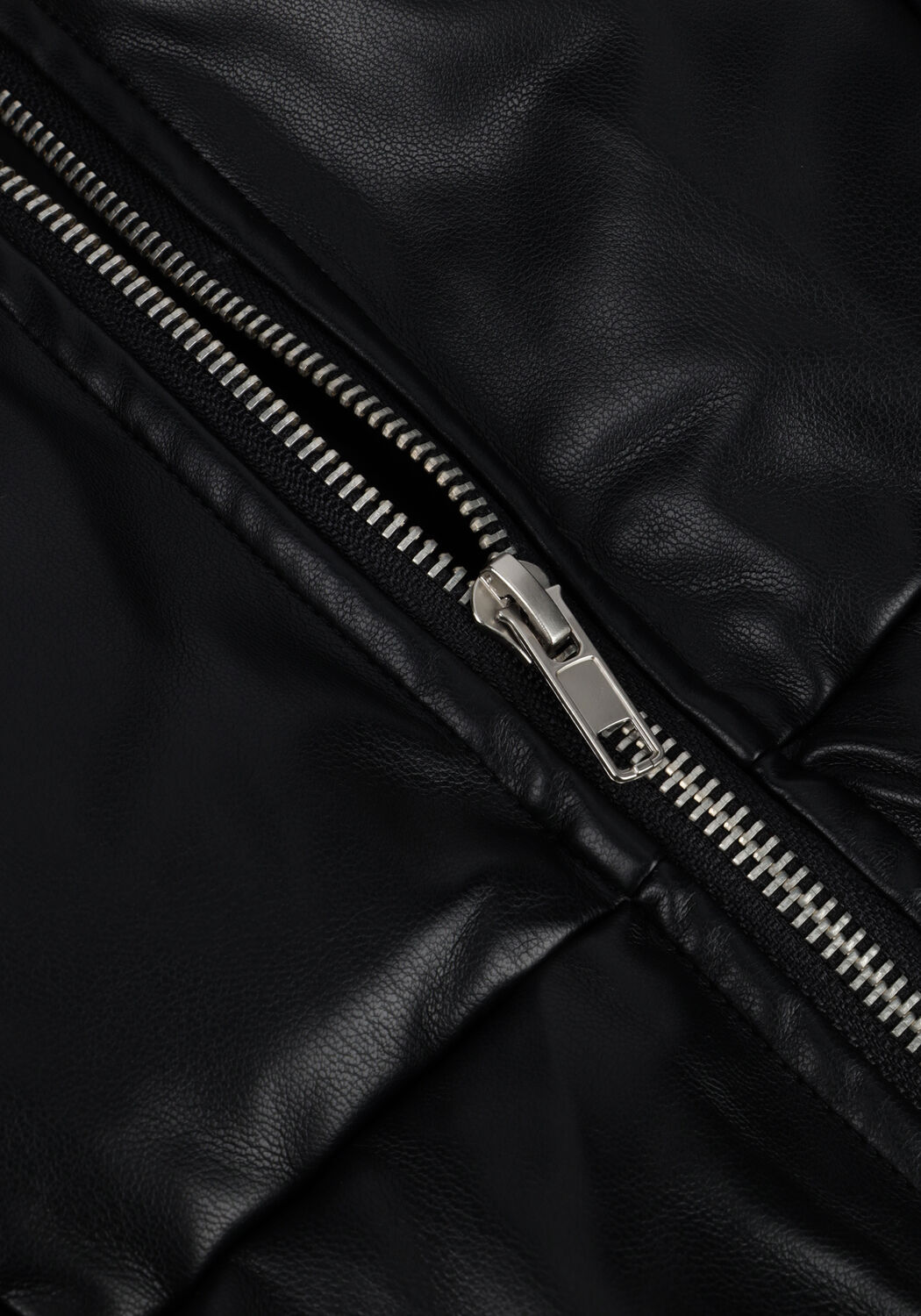 CIRCLE OF TRUST Veste sans manches STELLA BODYWARMER en noir - large