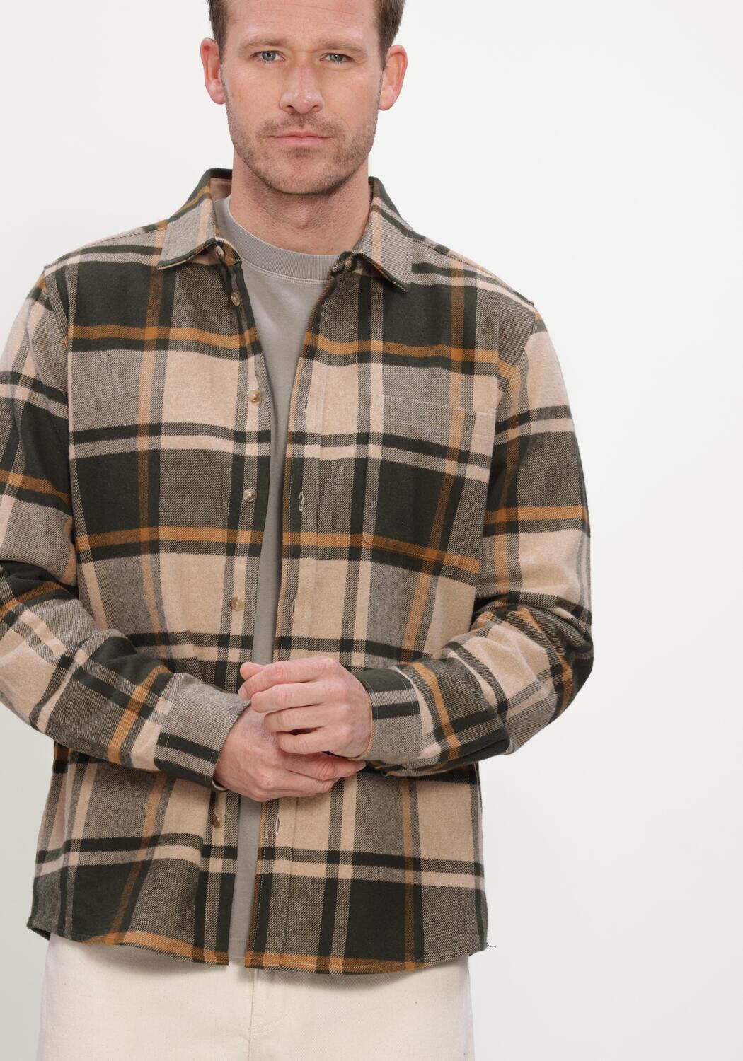 LES DEUX Chemise d&eacute;contract&eacute; CHECK FLANNEL SHIRT en vert - large