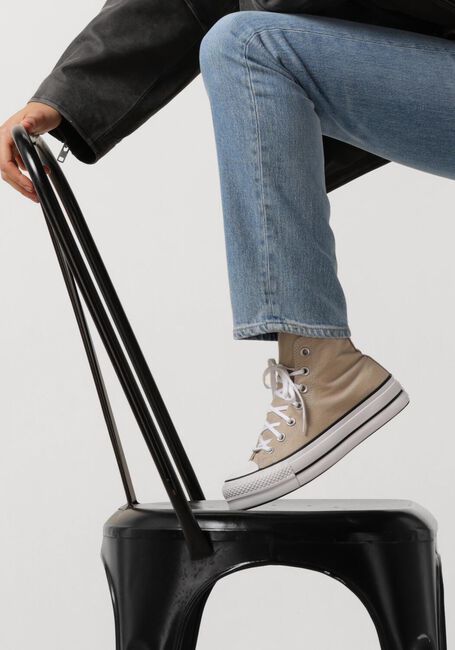 Beige CONVERSE Sneakers CHUCK TAYLOR LIFT HI DAMES - large