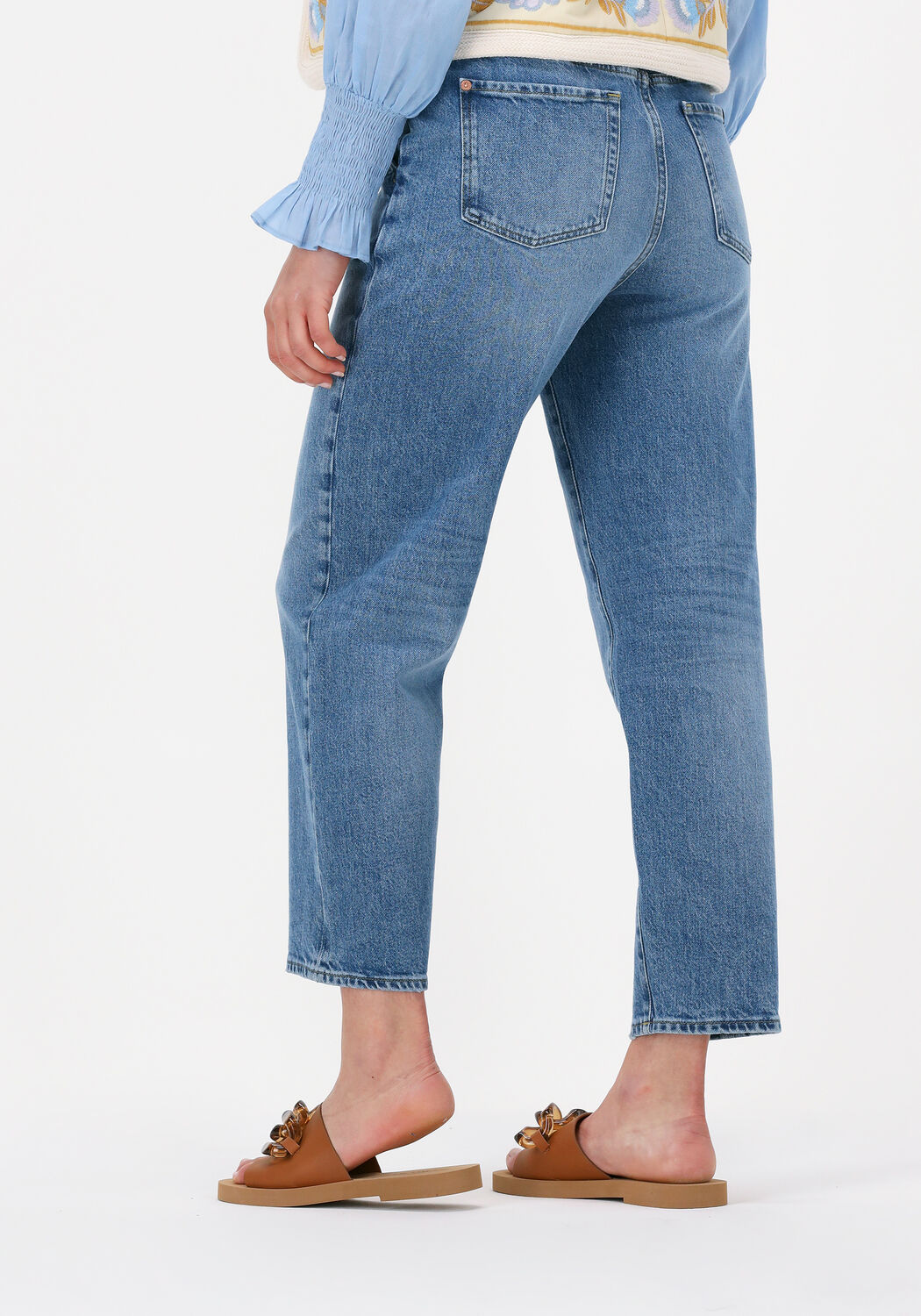 7 for all mankind mom jeans 2025