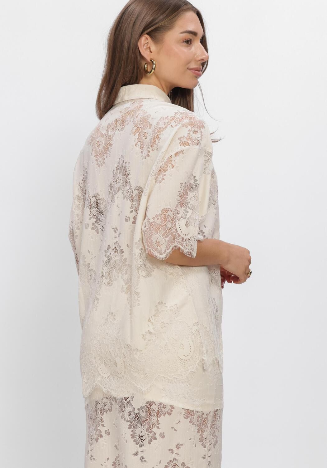 EDITED BELLA SHIRT Blouses en beige - large