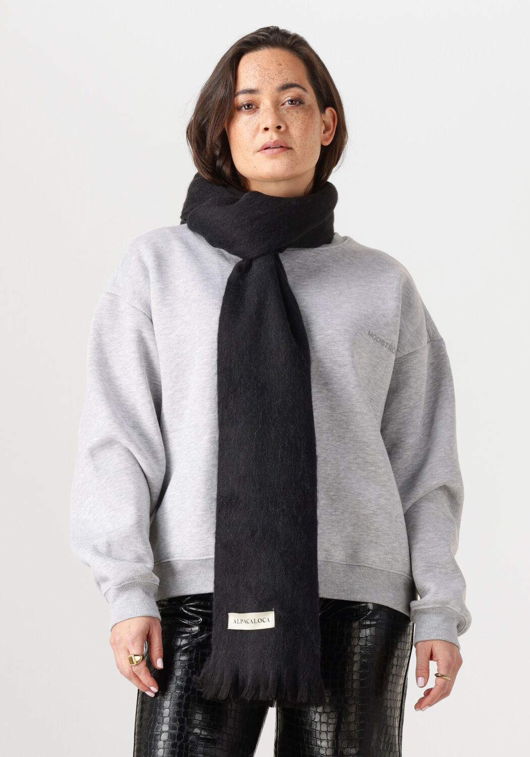 Zwarte ALPACA LOCA Sjaal 407 SCARF - large