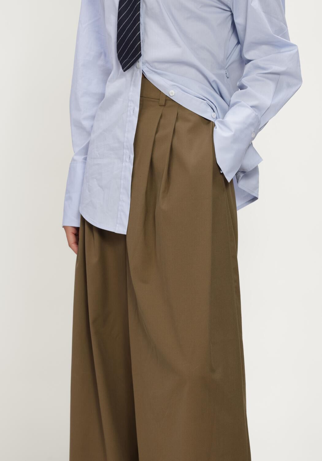 GESTUZ Pantalon GZOLIVIA HW PANTS en vert - large