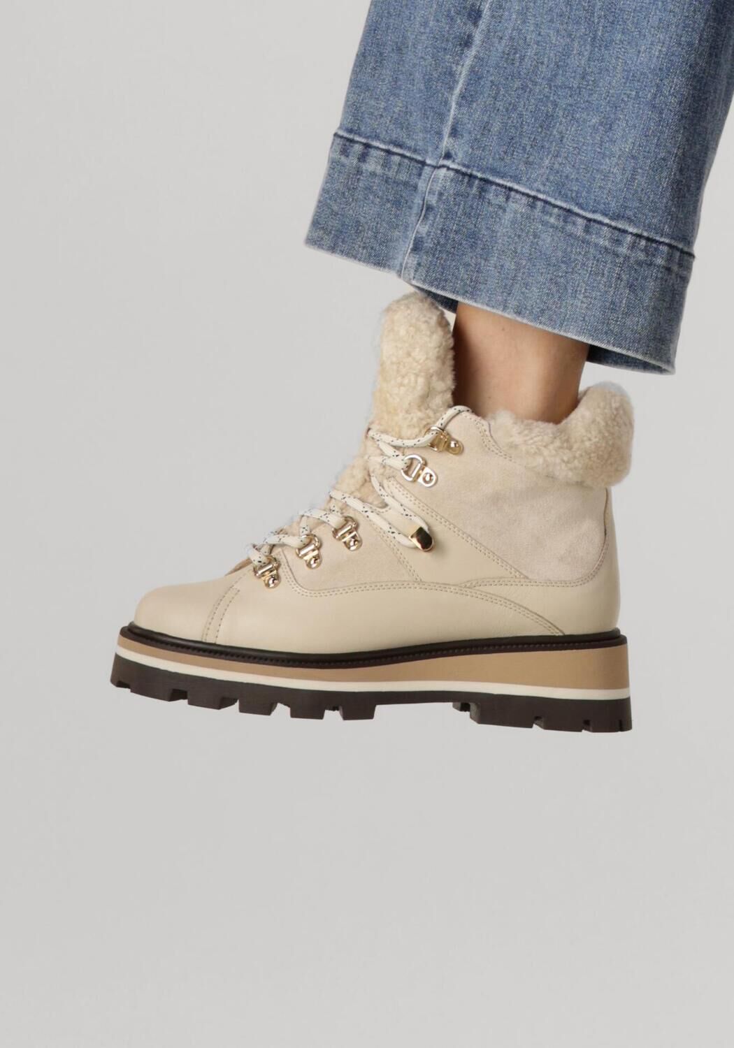 BLASZ Bottines &agrave; lacets 264 en beige - large