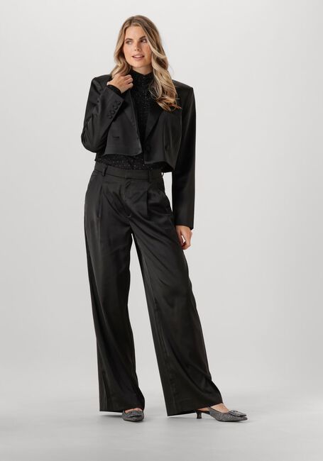 GESTUZ Pantalon YACMINEGZ MW PANTS en noir - large