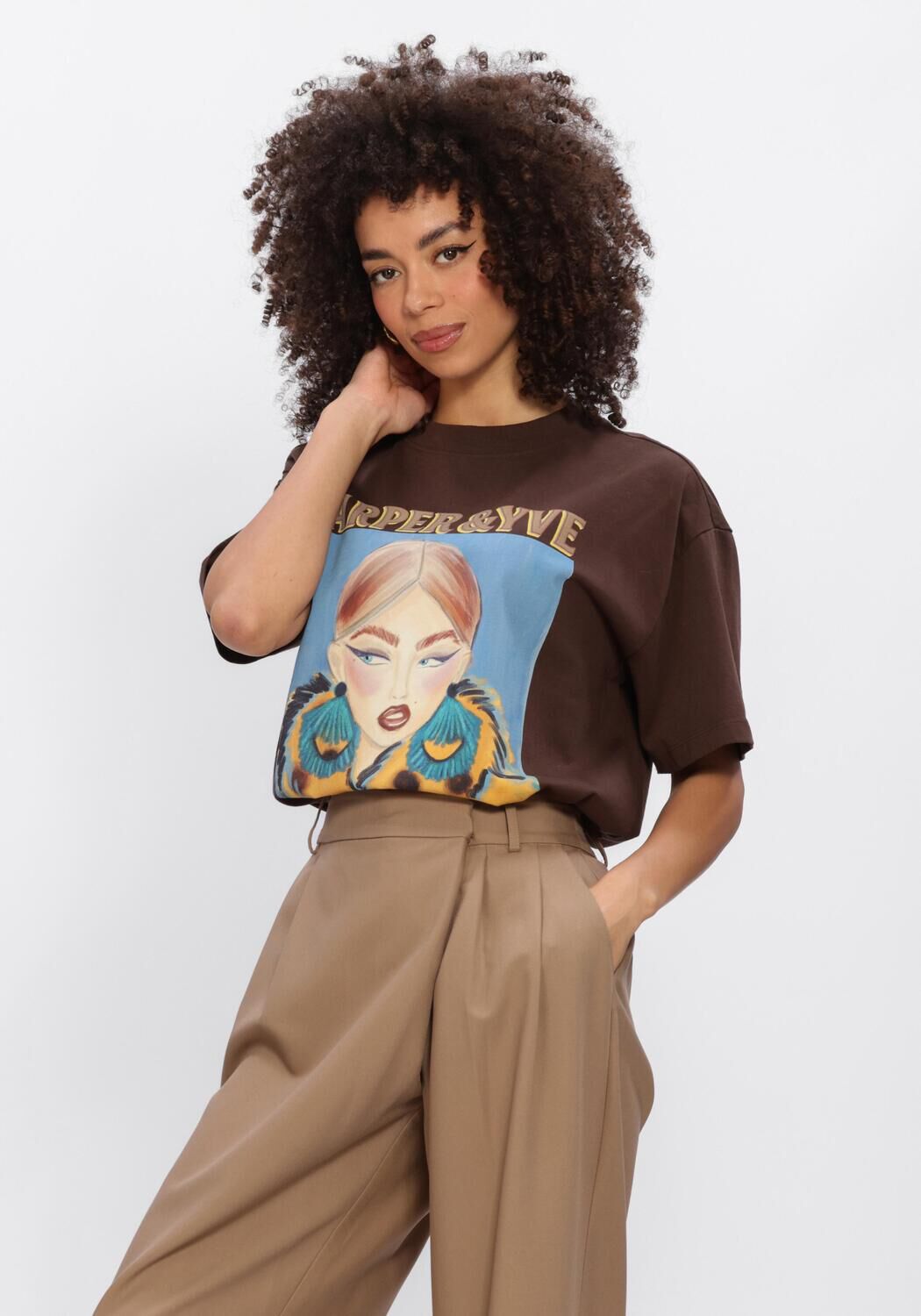HARPER & YVE T-shirt MOODY-SS en marron - large
