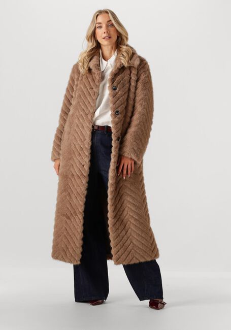 Camel STUDIO AR Faux fur jas SCARLET - large