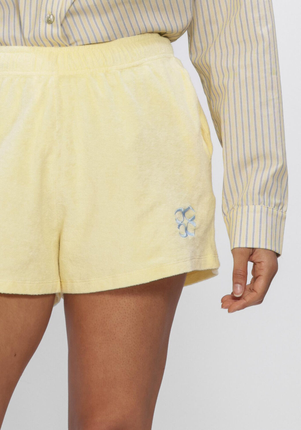 Gele COUCOU Broeken/jumpsuits JACKIE SHORT - large