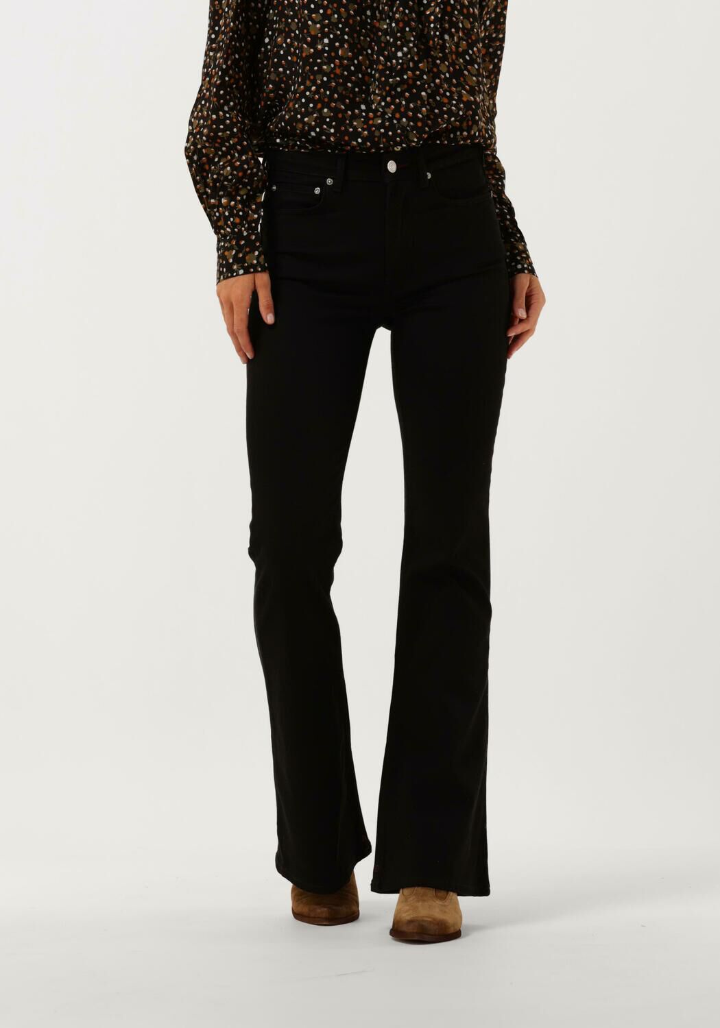 Scotch and soda stay black sales