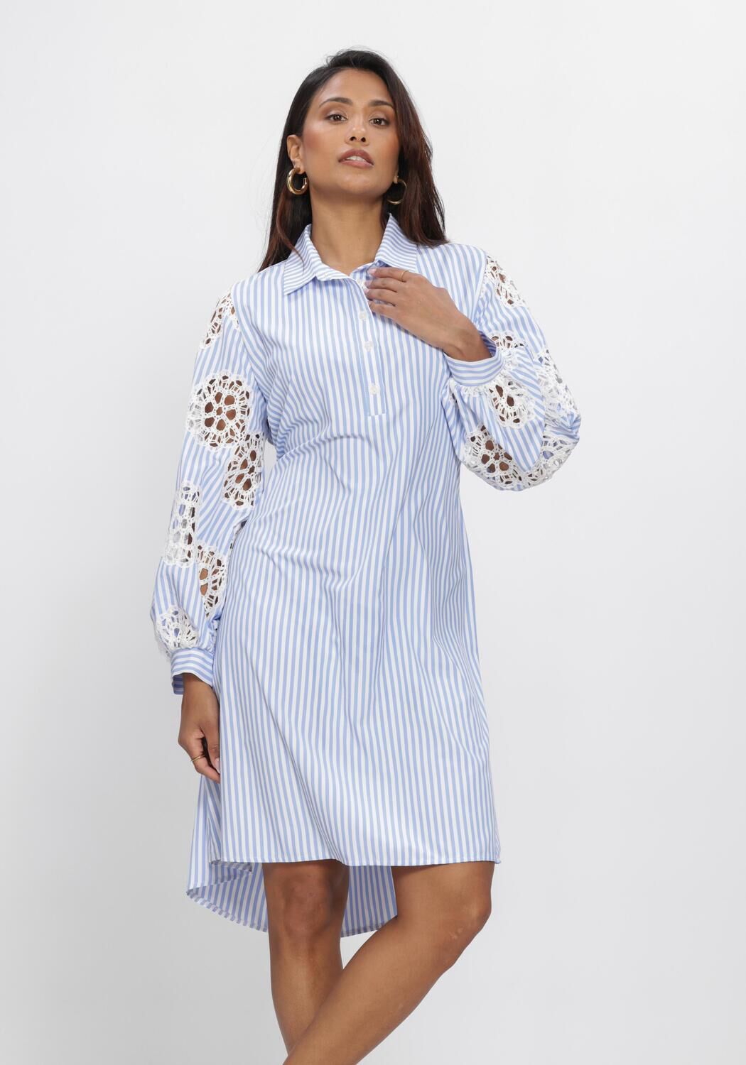 ANA ALCAZAR Robe midi 041781-3801 en bleu - large