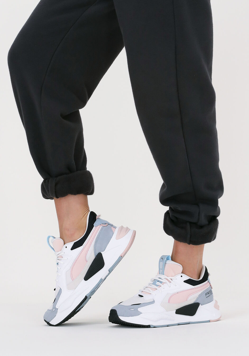 PUMA Baskets basses RS-Z REINVENT WN'S en multicolore - large