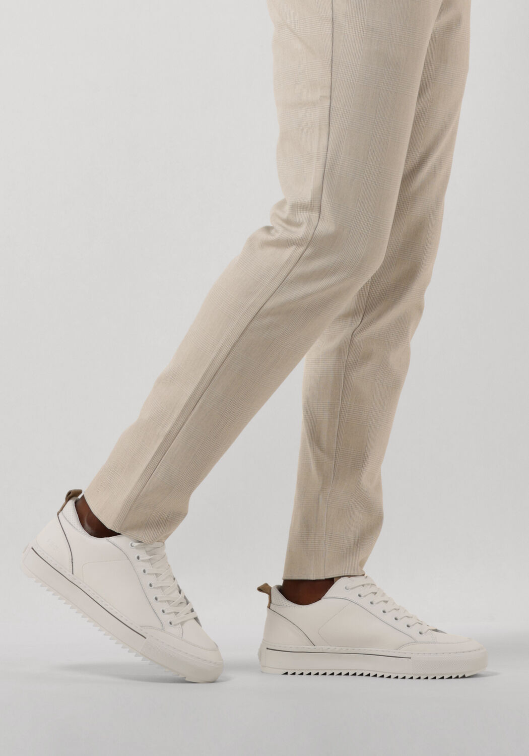 Witte REHAB Sneakers CRASH - large