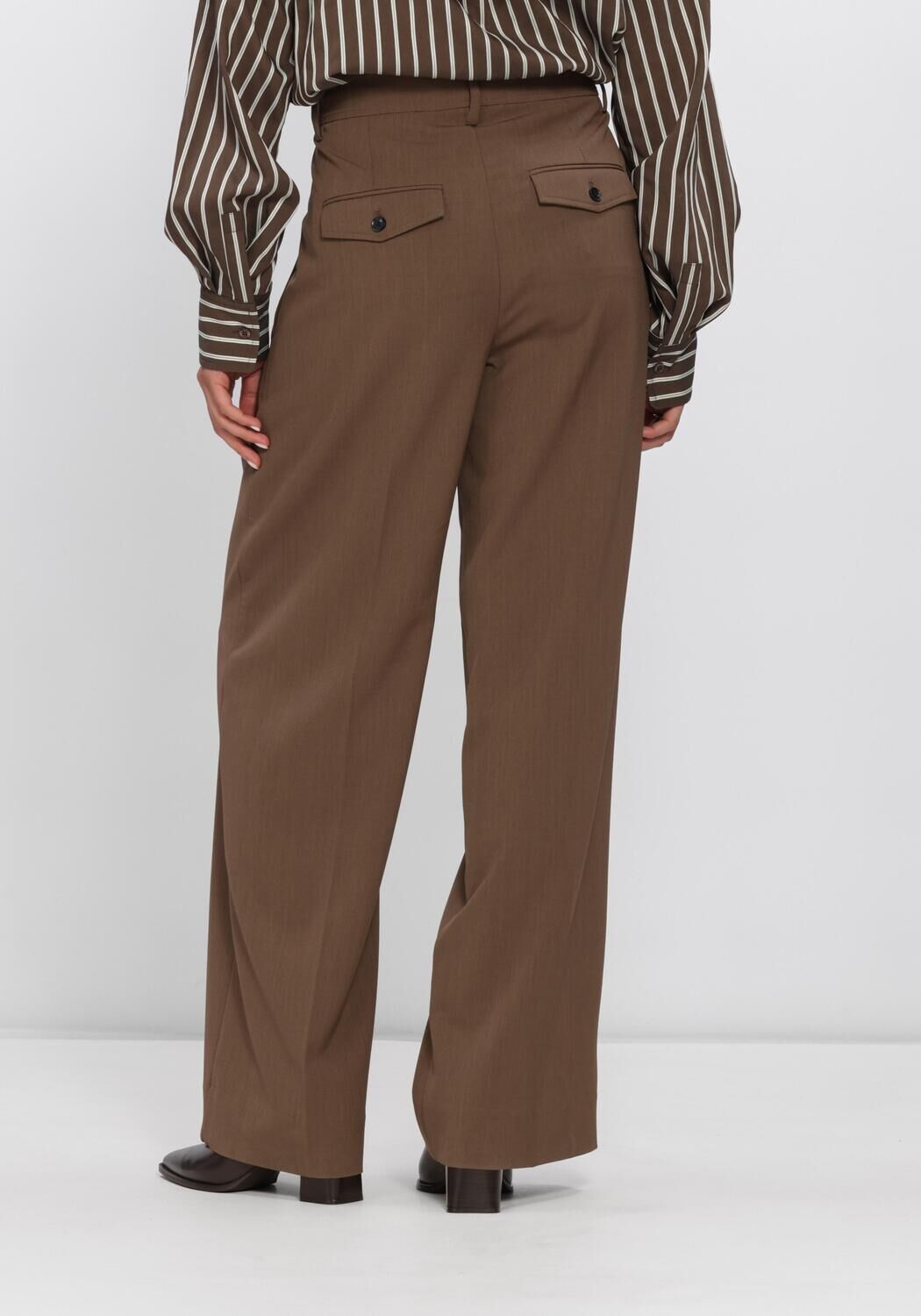 Bruine SECOND FEMALE Broeken/jumpsuits CLARSIE TROUSERS - large
