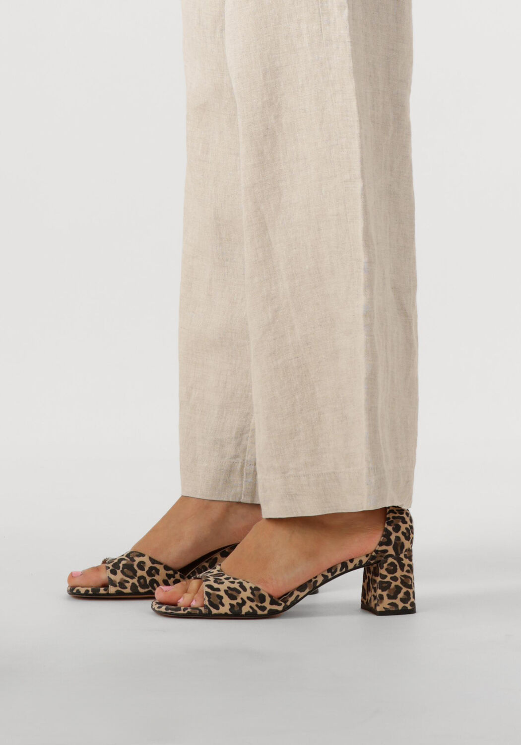 NOTRE-V Sandales &agrave; talons 46654 en beige - large