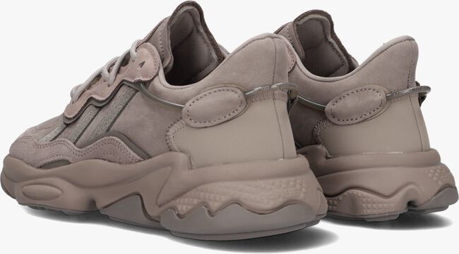Taupe ADIDAS Lage sneakers OZWEEGO WOMEN - large