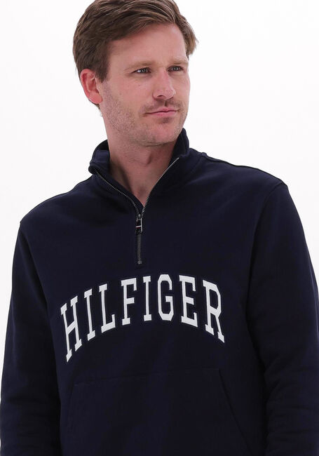 Donkerblauwe TOMMY HILFIGER Trui HILFIGER ARCH CASUAL MOCKNECK - large