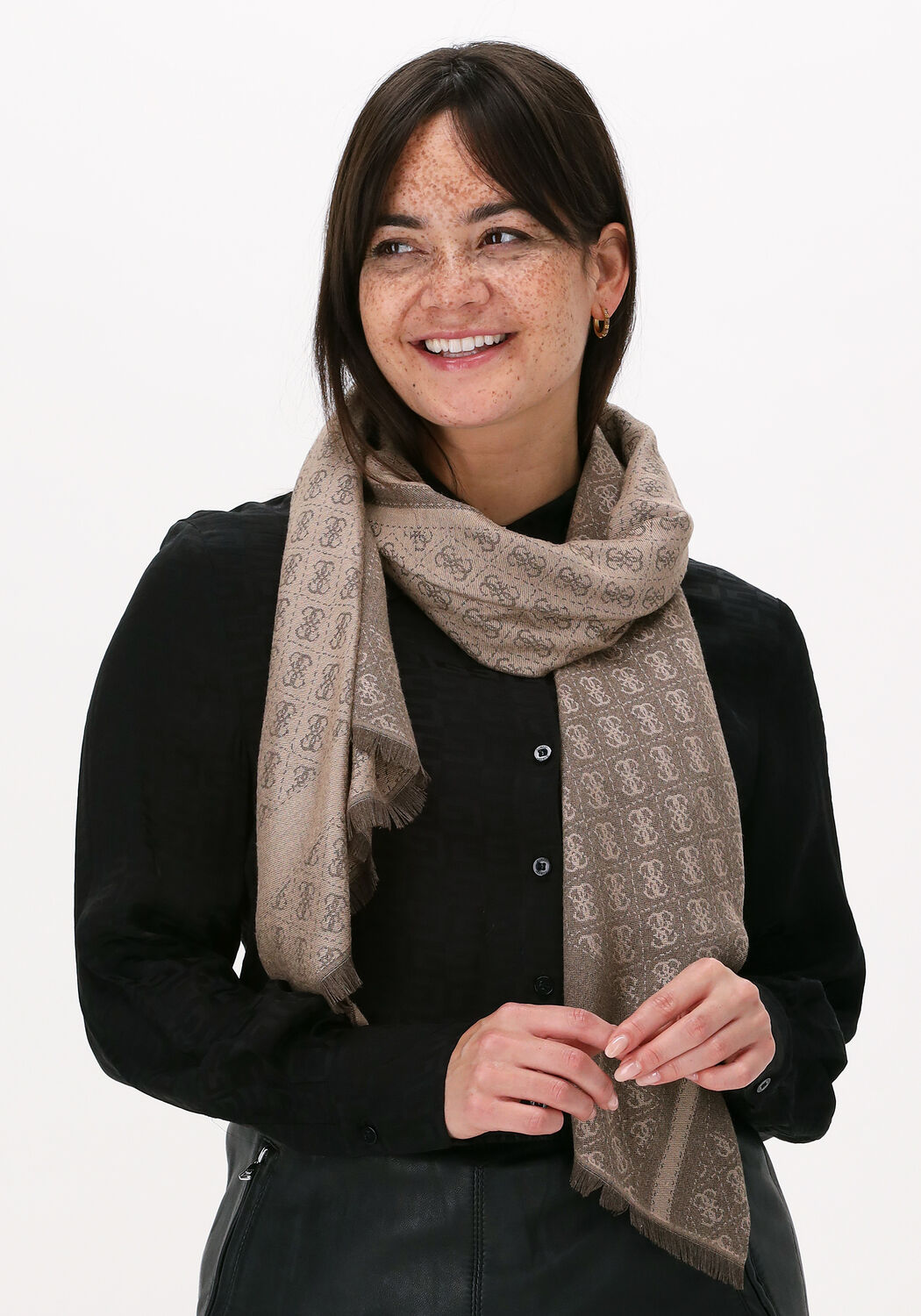 GUESS KASINTA PRINTED SCARF Foulard en marron