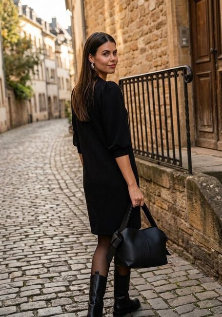 SELECTED WOMEN Mini robe SLFTENNY 3/4 SHORT SWEAT DRESS en noir - large