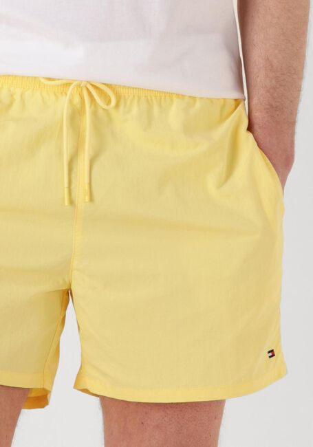 TOMMY HILFIGER Shorts de bain MEDIUM DRAWSTRING en jaune - large