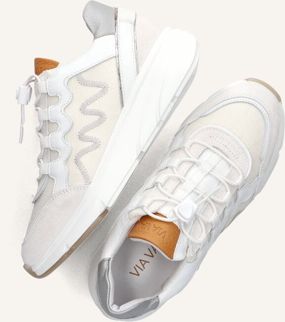 Zand VIA VAI Lage sneakers VIC NAYA Zand VIA VAI Lage sneakers VIC NAYA - large