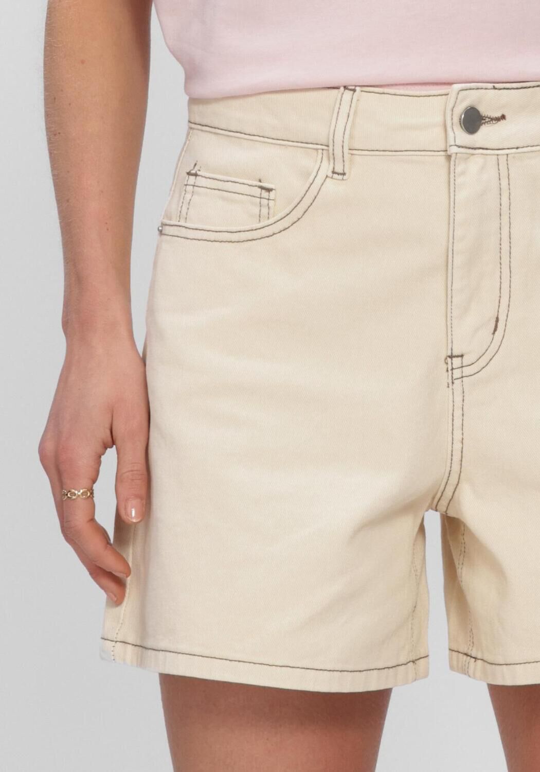 OBJECT Pantalon courts OBJANDREA HW SHORTS en beige - large