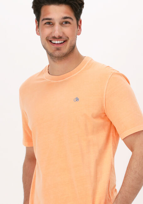 Oranje SCOTCH & SODA T-shirt GARMENT-DYED CREWNECK TEE WITH EMBROIDERY LOGO - large