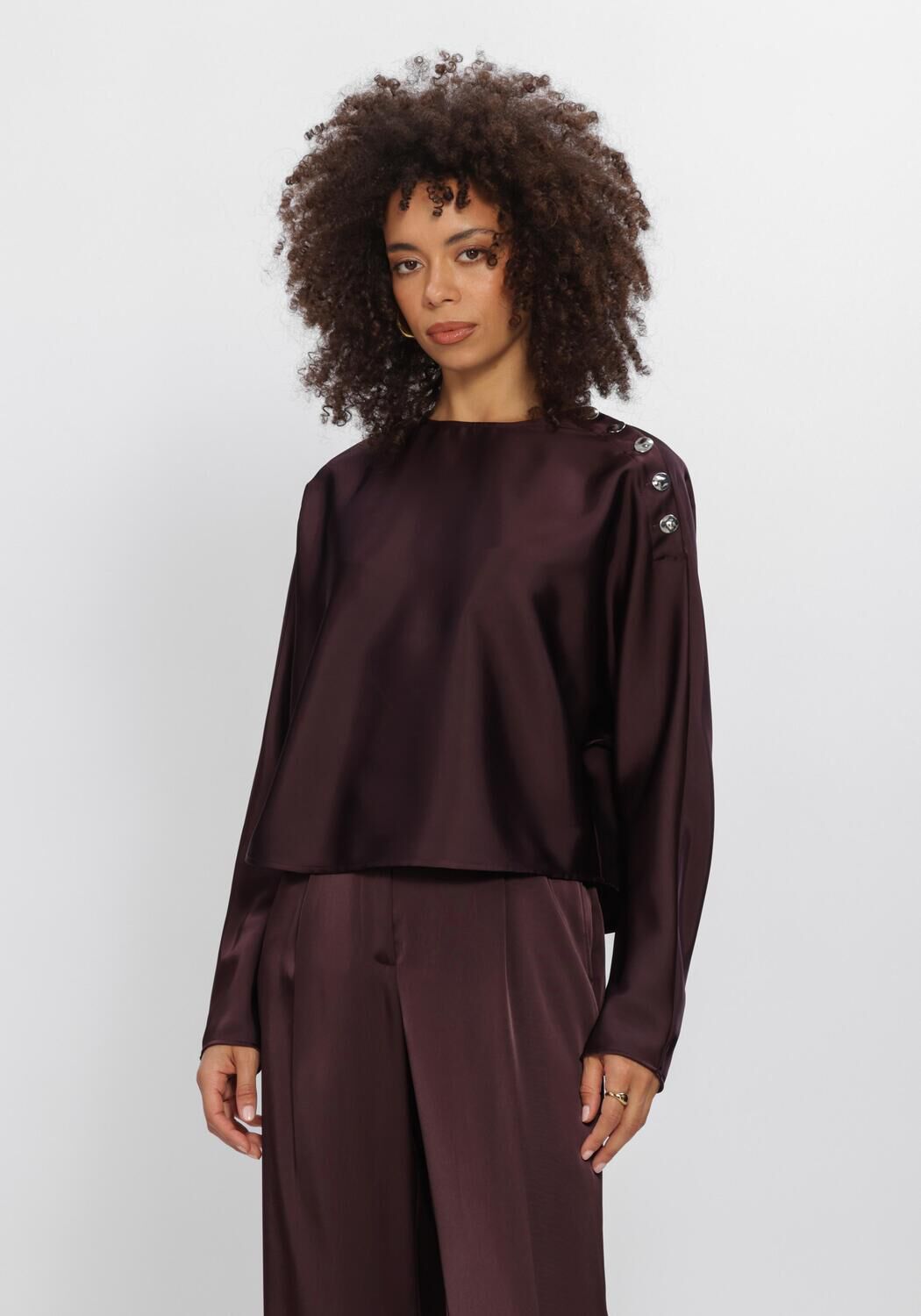 Bordeaux DANTE6 Top LEIVA BOLD SATIN BUTTON DETAIL TOP - large