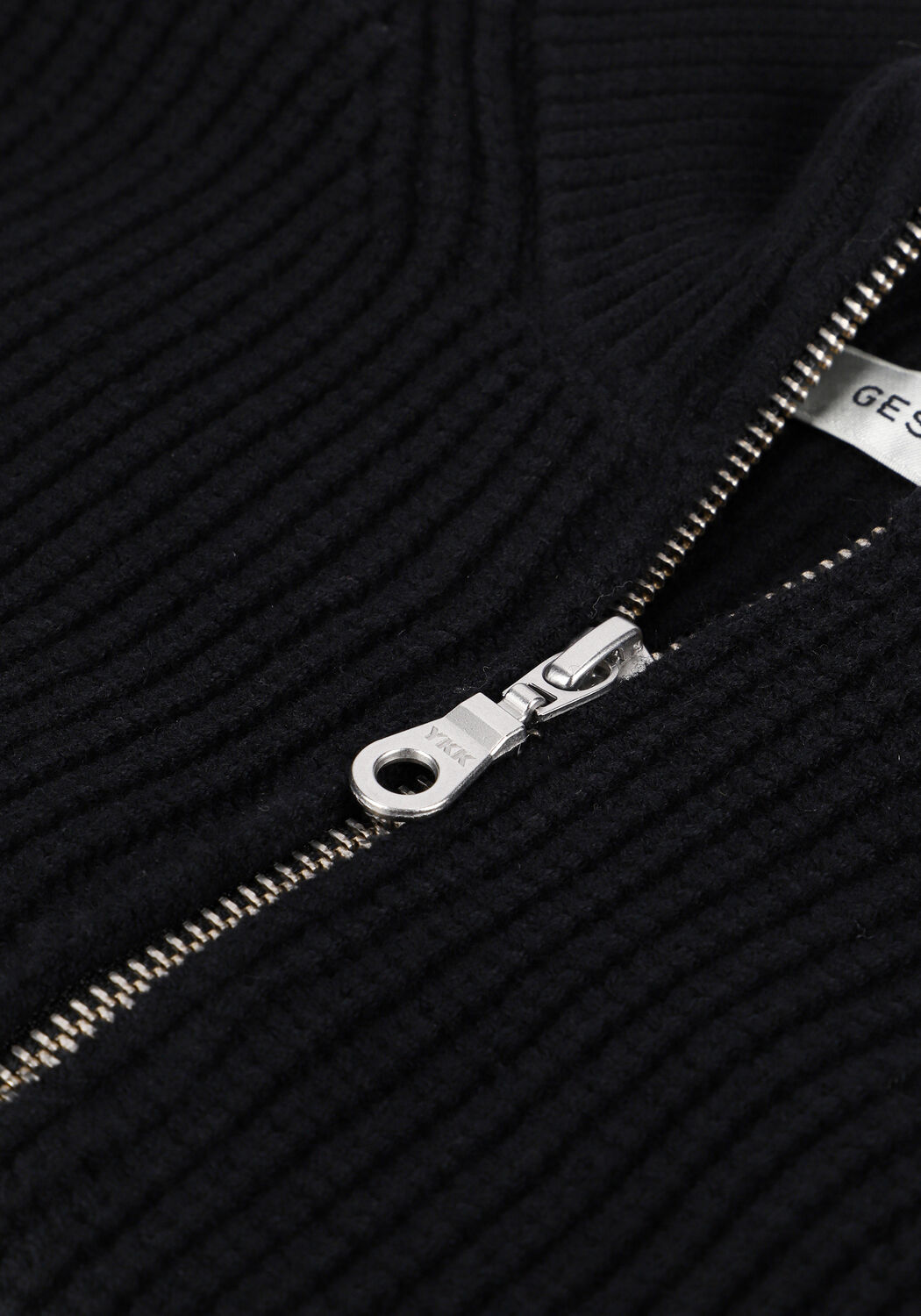 Zwarte GESTUZ Vest EMBLAGZ ZIPPED CARDGIAN - large