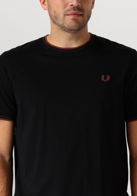 FRED PERRY T-shirt TWIN TIPPED T-SHIRT en noir - large