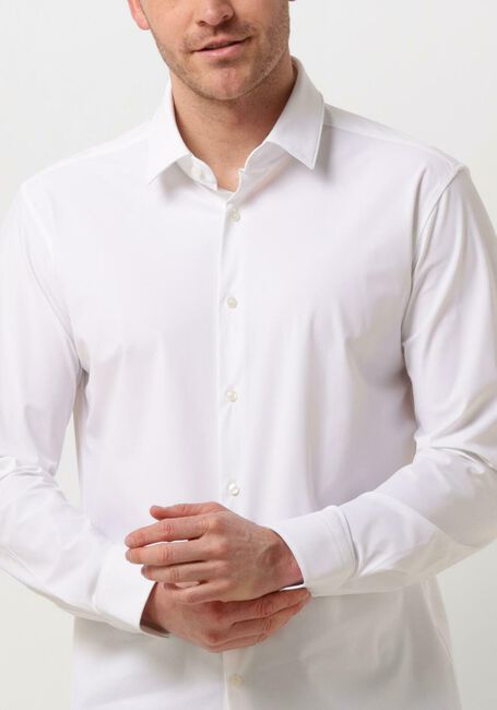 BOSS BLACK Chemise classique P-HANK-S-KENT-C1-222 en blanc - large