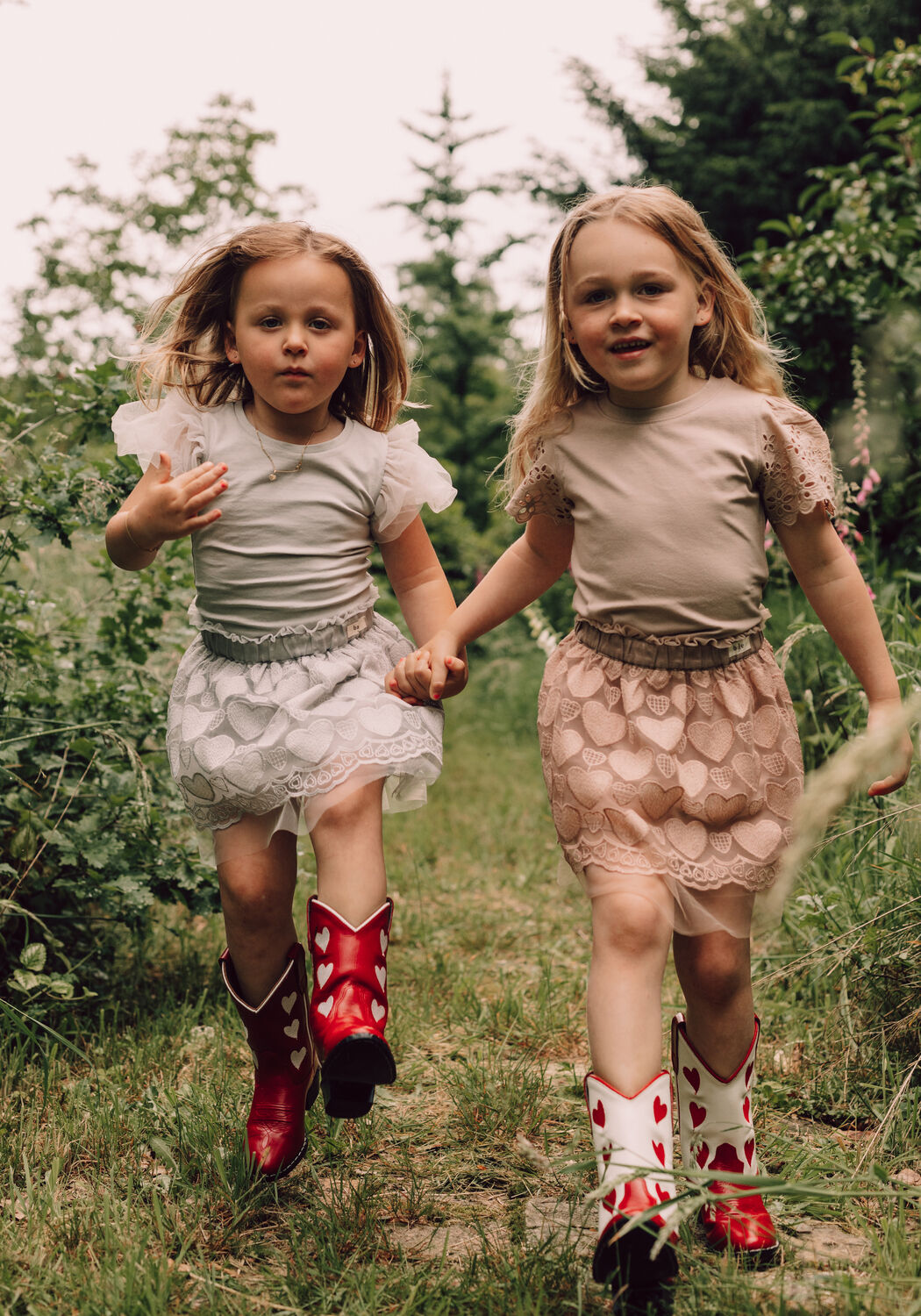 Bruine BAJE STUDIO T-shirt LOULE - large