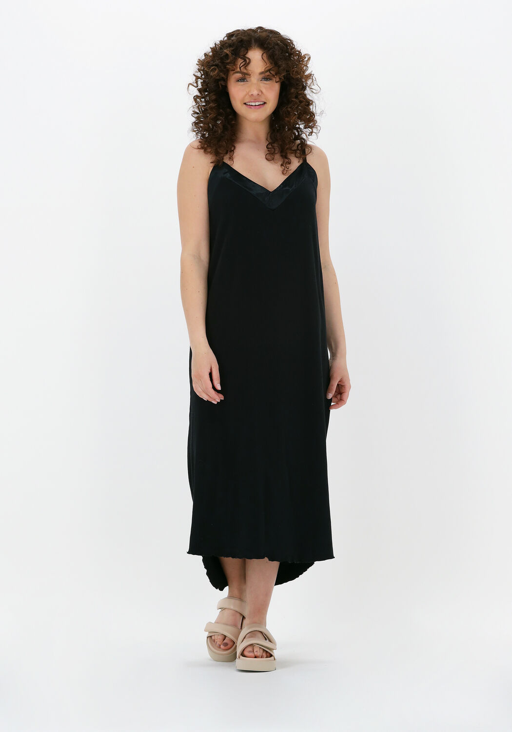Midi-jurk in het Zwart Dames Kleding voor voor Shorts voor Formele en nette shorts s.Oliver BLACK LABEL Nu 20% Korting 