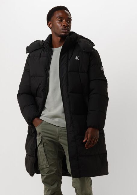 CALVIN KLEIN Veste matelassé ESSENTIALS NON DOWN LONG PARKA en noir - large