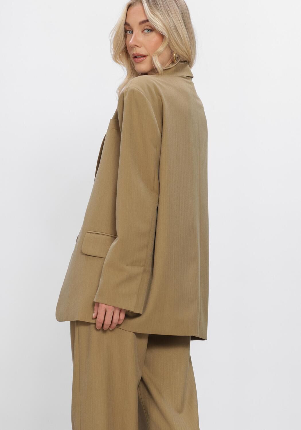 STUDIO AMAYA Blazer SOFIE 7 en camel - large