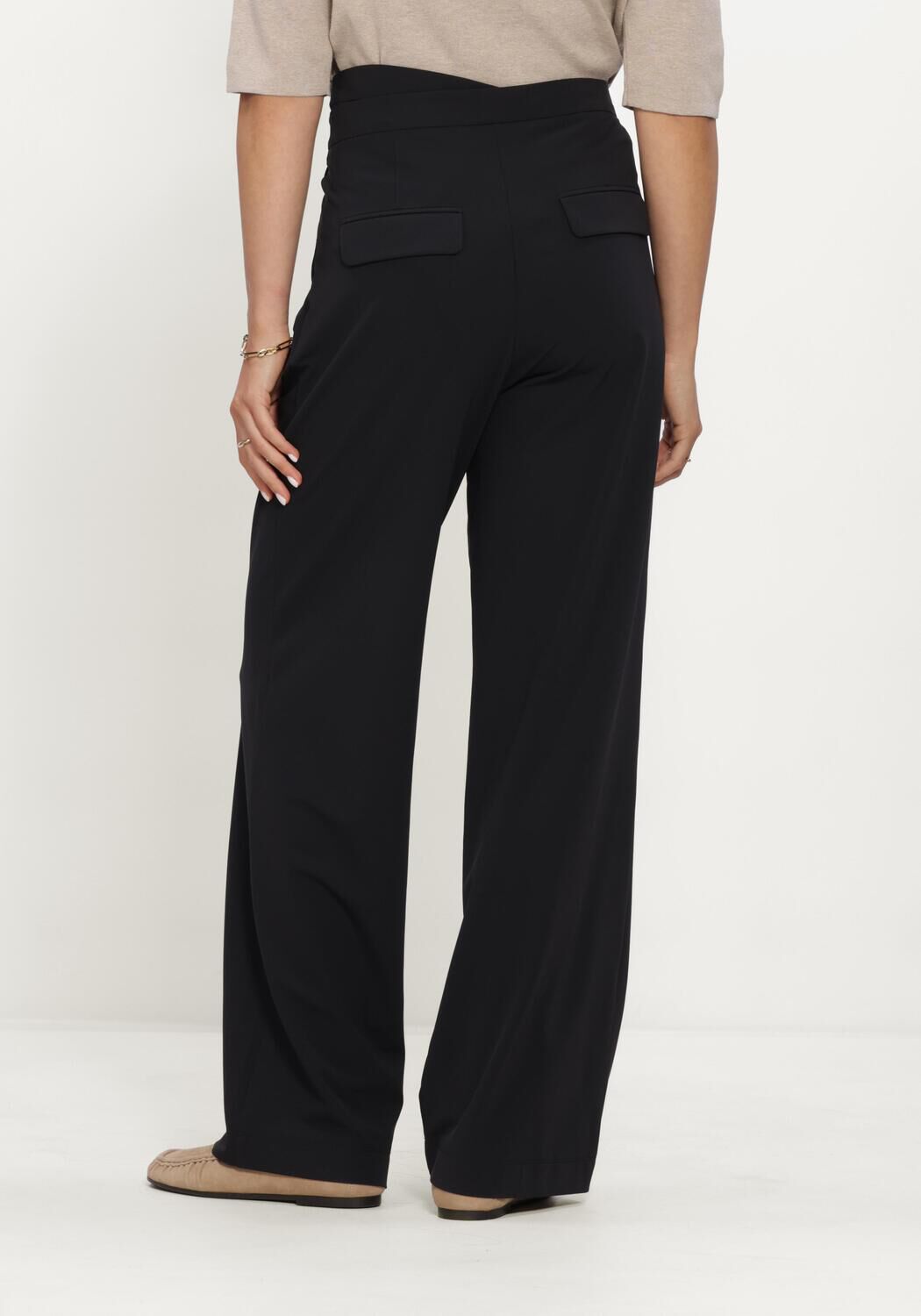 JAPAN TKY BIHARU Pantalons en noir - large