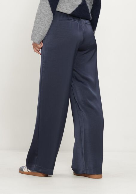 NEO NOIR Pantalon large EMMETT HEAVY SATEEN PANTS Bleu fonc&eacute; - large