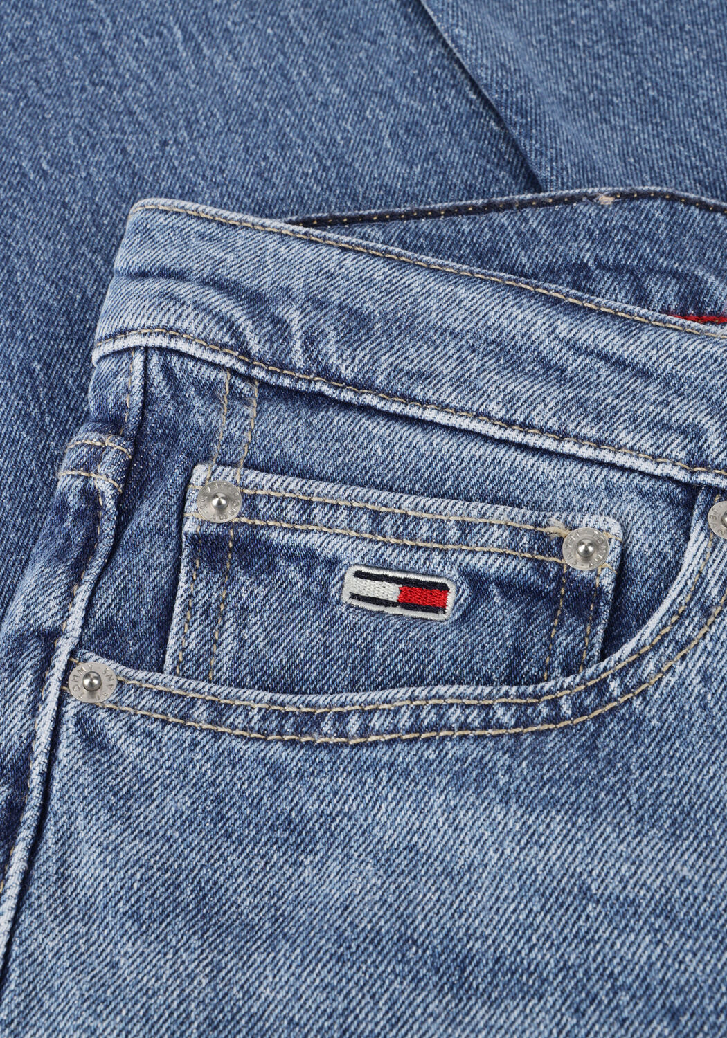 Blauwe TOMMY JEANS Jeans DAD JEANS RGLR TPRD CHO130 - large