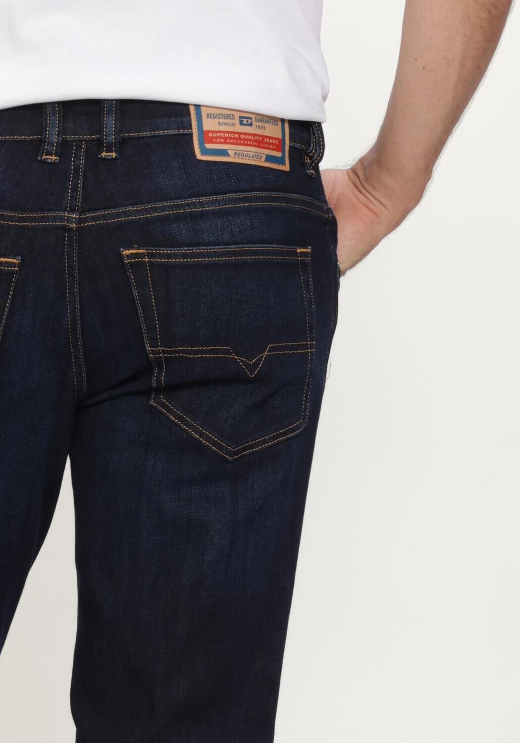Donkerblauwe DIESEL Straight leg jeans 1993 D-VYL - large