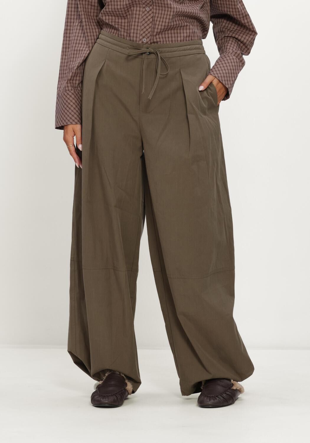 NOTRE-V Pantalon large NV-ISOTTE Olive - large