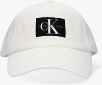 CALVIN KLEIN MONOGRAM WINTER EMBRO CAP Casquette en blanc