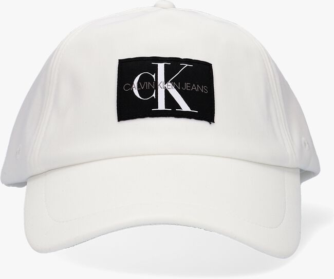 CALVIN KLEIN MONOGRAM WINTER EMBRO CAP Casquette en blanc - large
