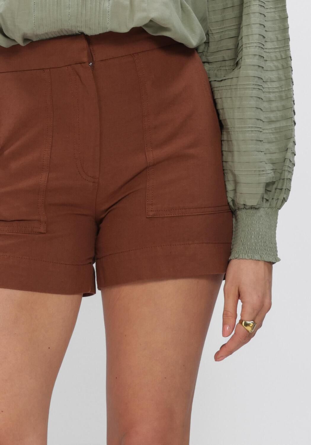 VANESSA BRUNO Pantalon courte GRAVIERE en marron - large