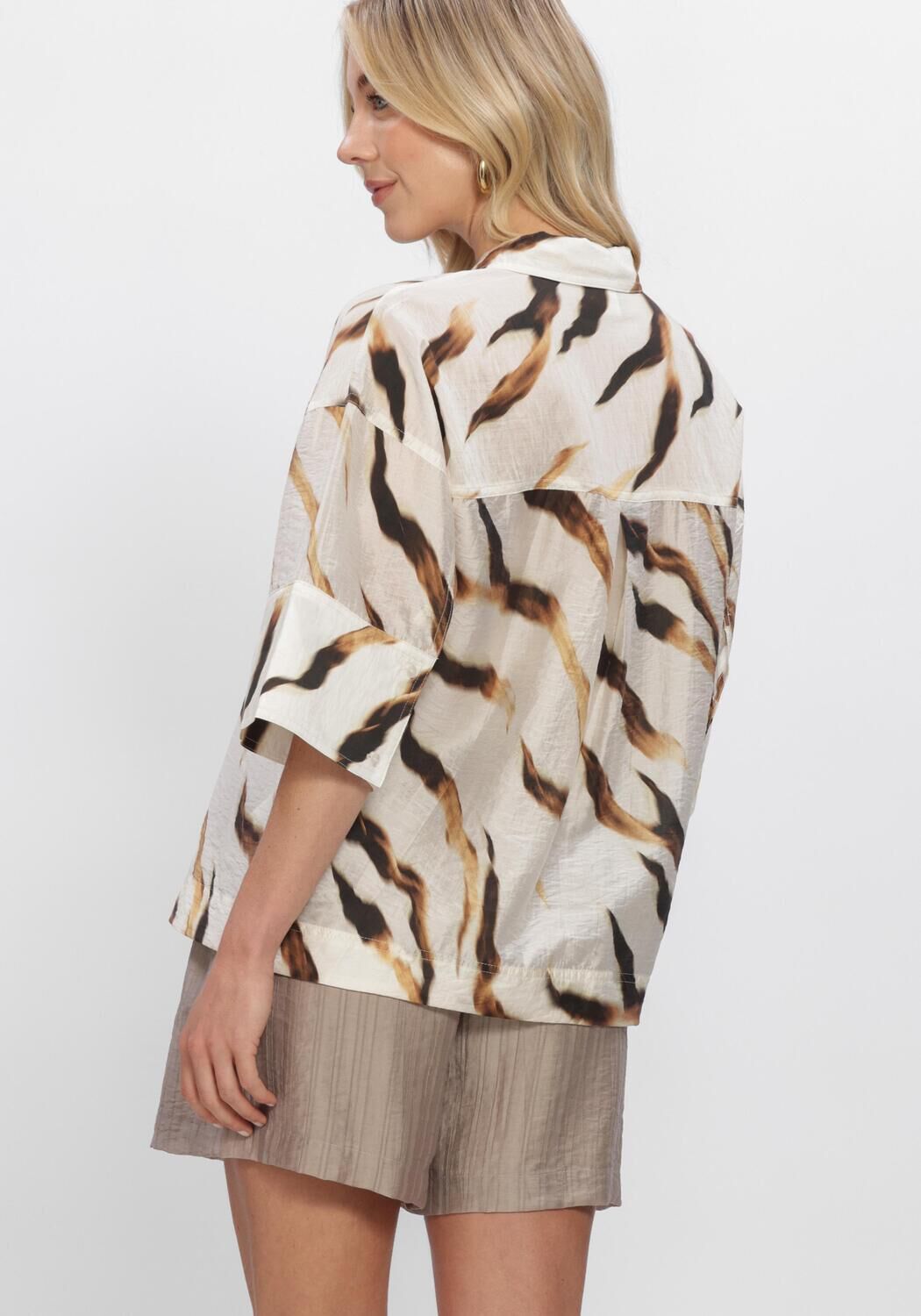 Multi ROUGE EDIT  ROUALANA 2/4 SHIRT - large